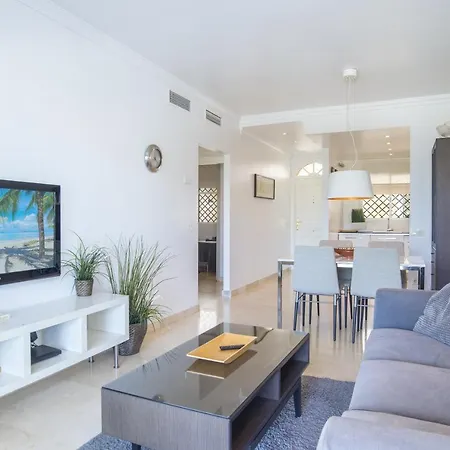 2 Bedroom Next To Porto *