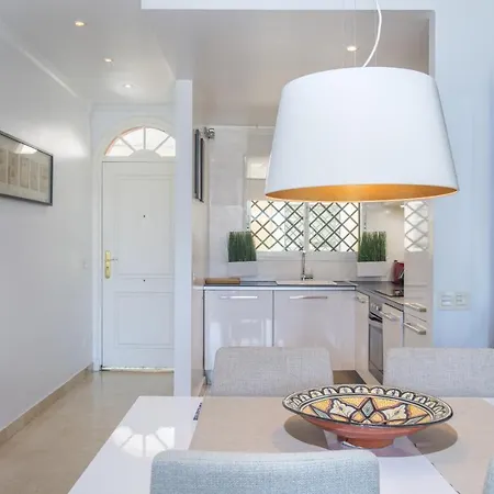 2 Bedroom Next To Porto Apartment Marbella