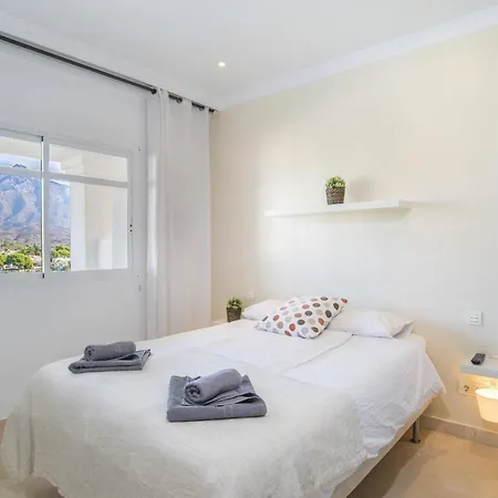 2 Bedroom Next To Porto Apartment *