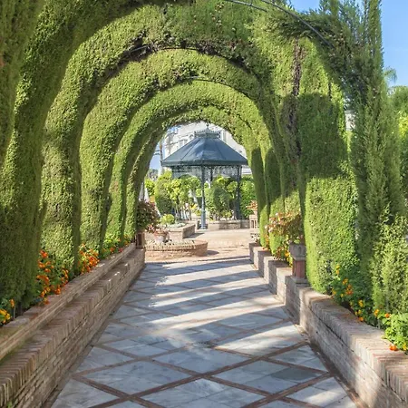 2 Bedroom Next To Porto Διαμέρισμα *